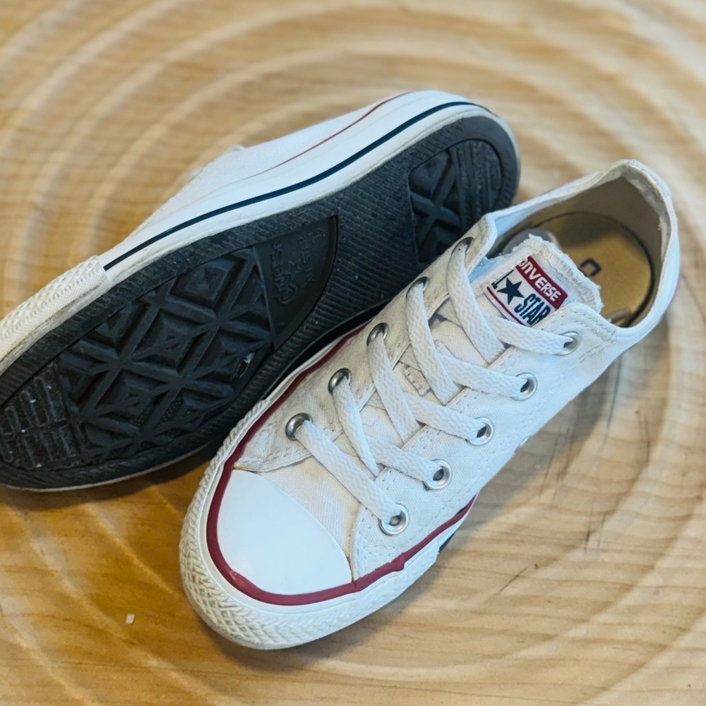 Converse White Sneakers 5.5